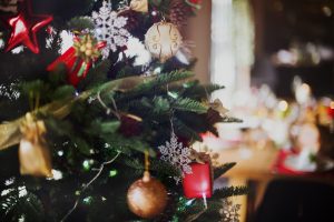 Sapin de Noël en famille