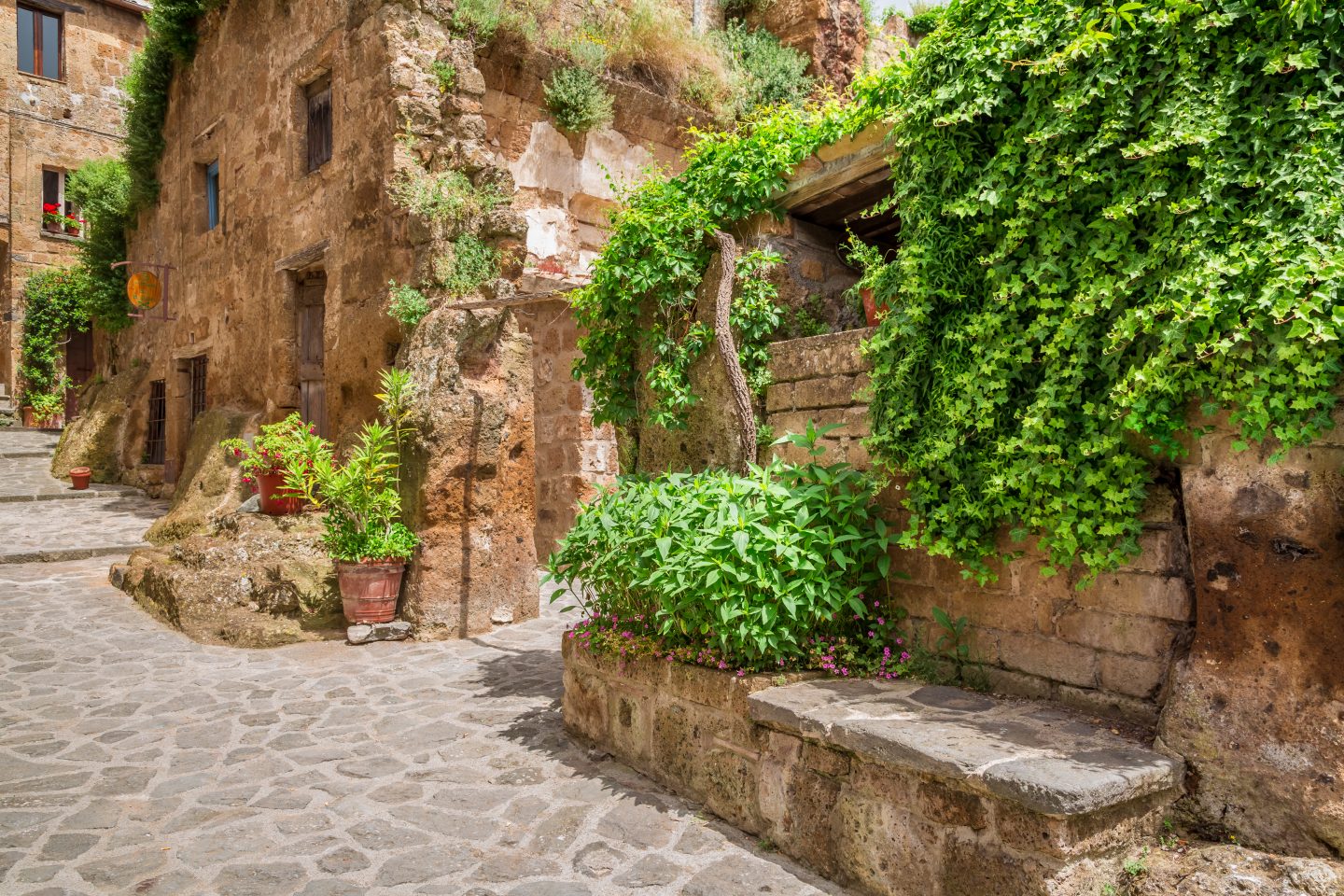 Ancienne ville de Toscanne, destination idéale pour voyager en avril